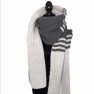 Rocco Wear Asymmetrical Grey Long Scarf
